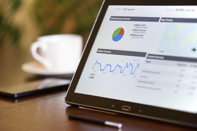 Les avantages et les inconvénients des différentes stratégies de rédaction pour améliorer le SEO
